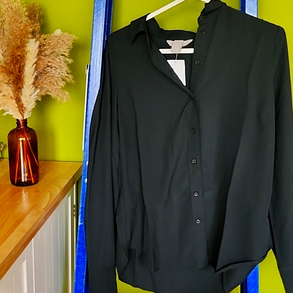 H&M button up nwt